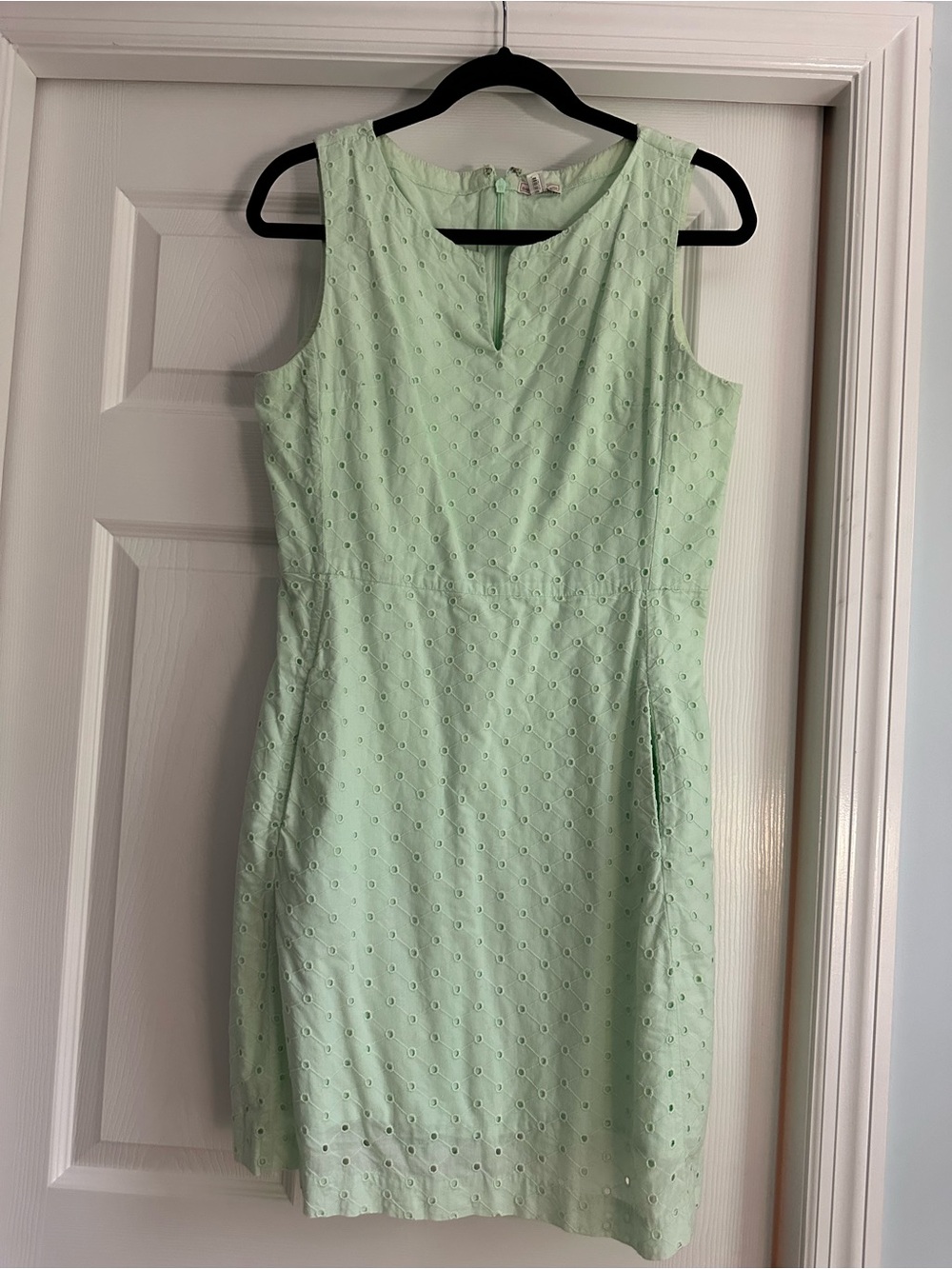 GAP Mint Eyelet Sleeveless Shift Dress